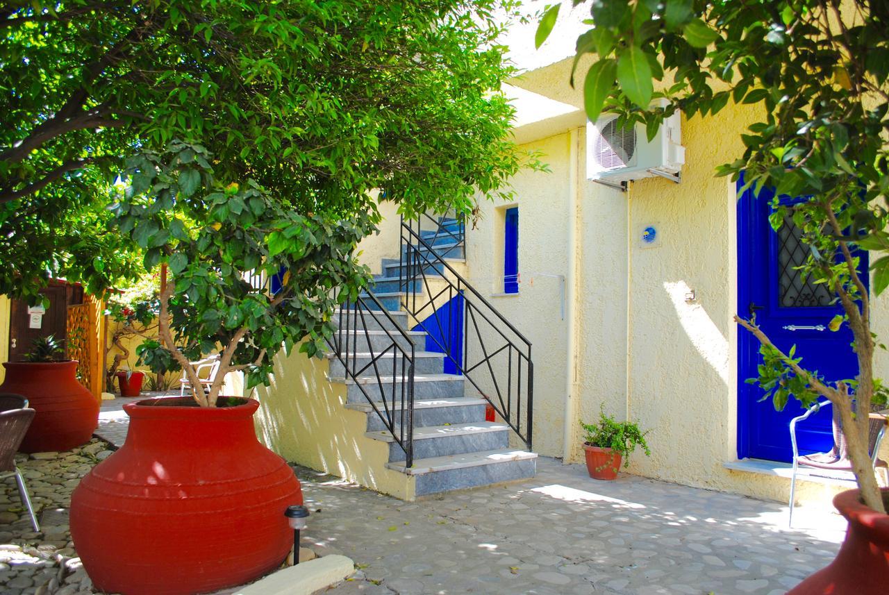 Jimmy'S Place Ormos  Exterior foto